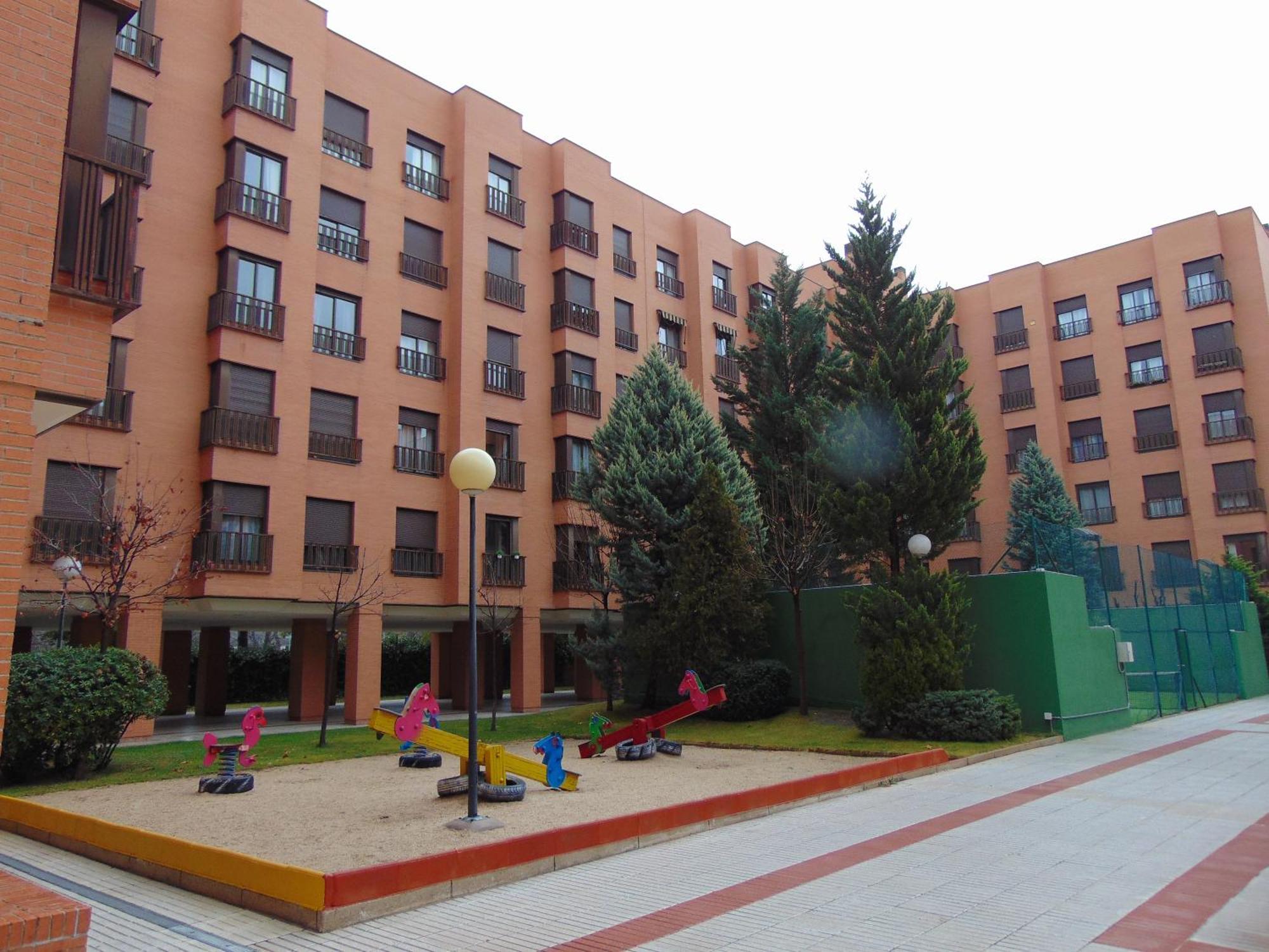 Airport Plenilunio Blue Apartment Madrid