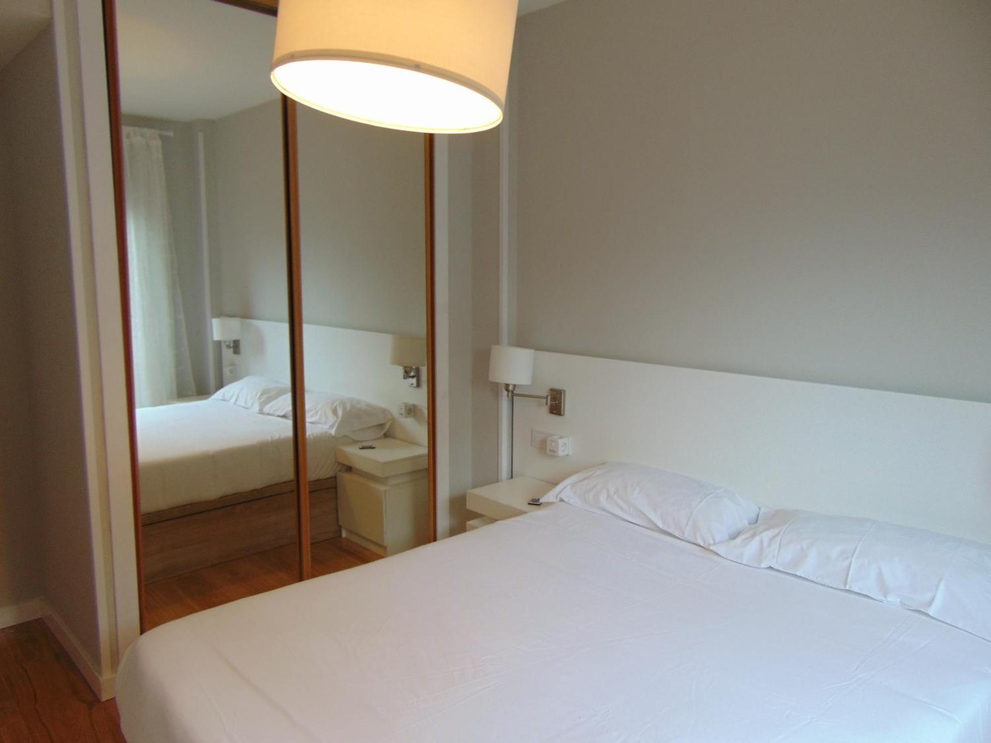 Apartment Airport Plenilunio Blue Madrid