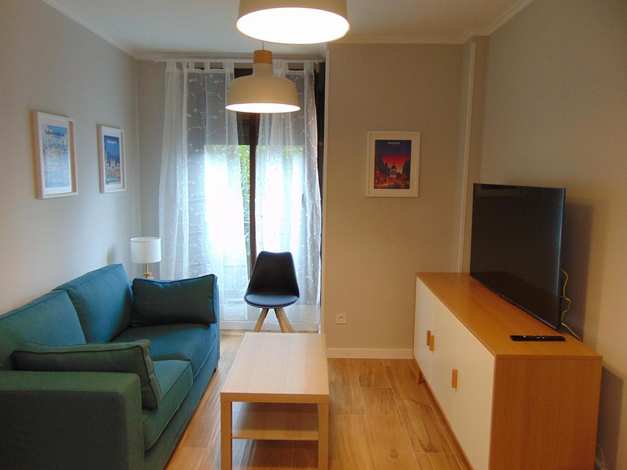 Apartment Airport Plenilunio Blue